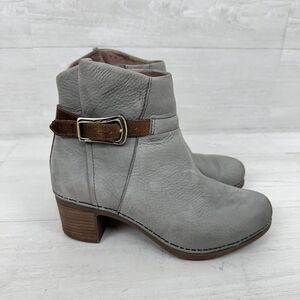 Dansko Women 6.5-7 Hartley Ankle Boot Grey Nubuck Tan Leather Trim Block Heels